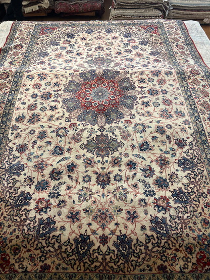 Antique Persian Esfahan Rug, 6'10" x 10'7", in blue, burgundy and ivory - photo 2