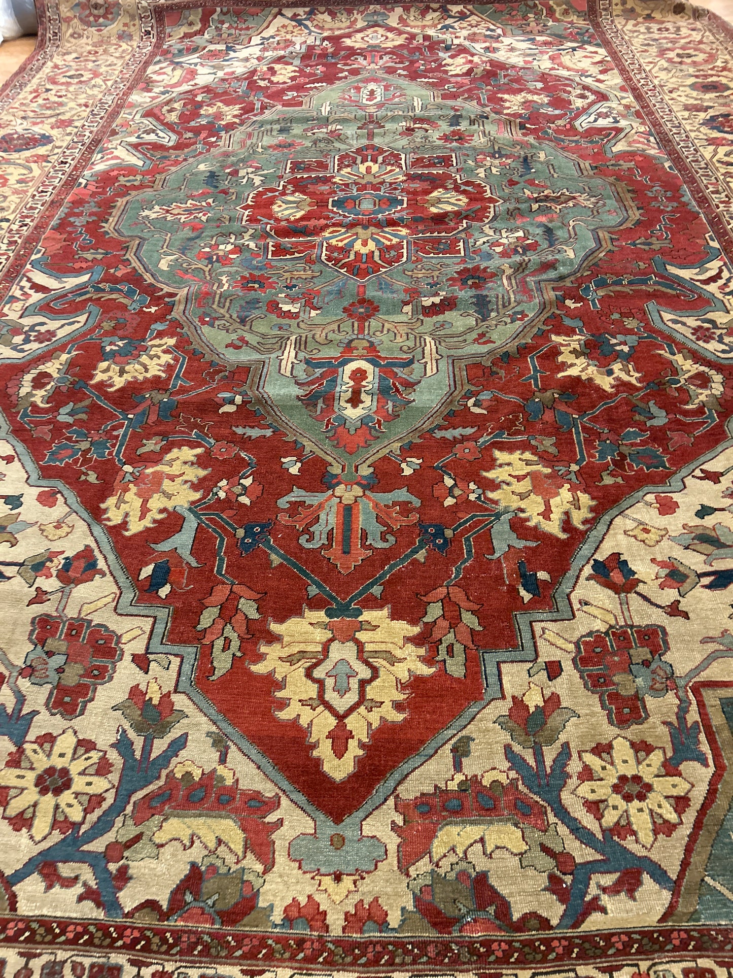 Persian Serapi - 14.1 x 20.9 - FA13251