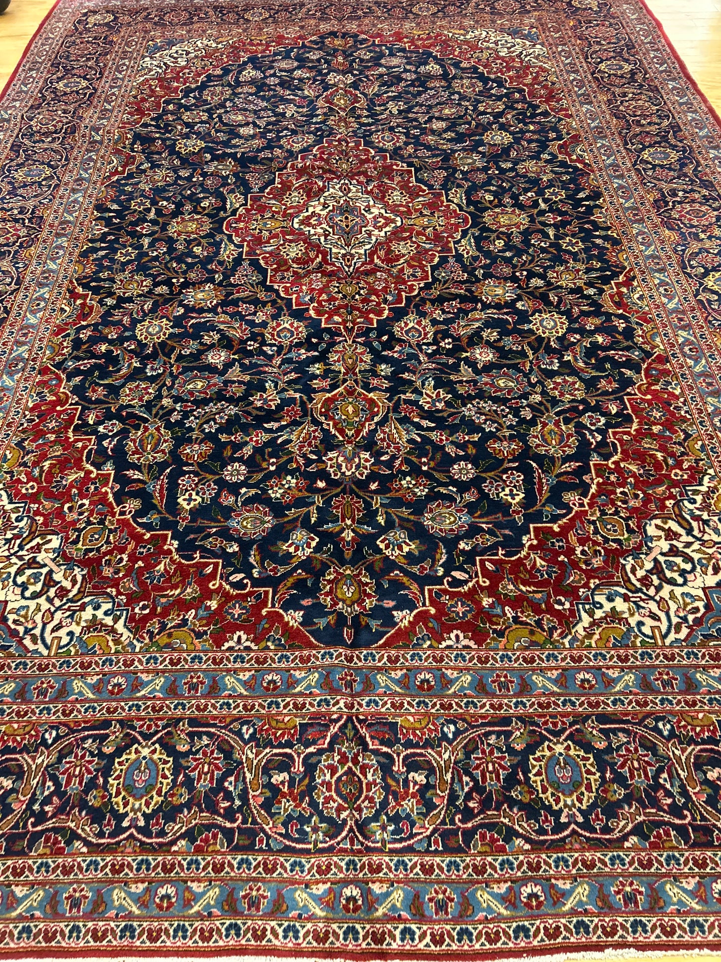 Persian Kashan - 9.6x13.3 - P271