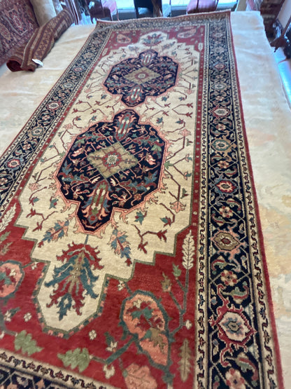 Indian Serapi Runner, 5'8" x 11'10", in black, green, ivory and red - photo 5