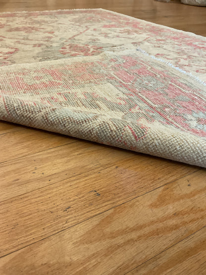 Afghan Oushak Rug, 4'1" x 5'10", in grey, ivory and rose - photo 2