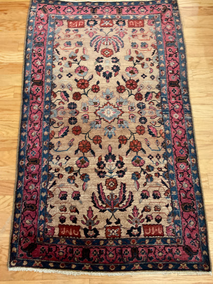Antique Persian Sarouk Rug, 3'1" x 5', in navy, pink, red and tan - photo 4