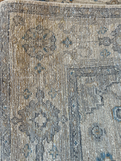 Indian Mohal Rug, 5'7" x 7'11", in blue, grey and ivory - photo 4