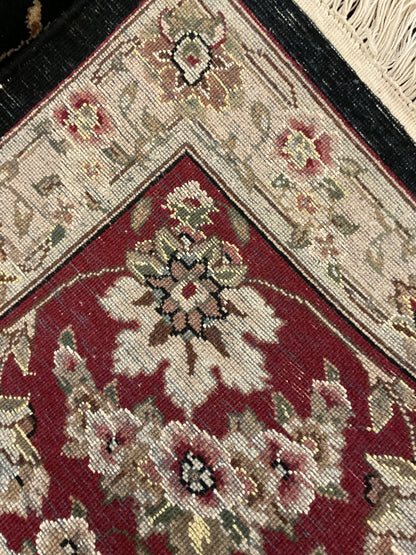 Sino Tabriz Rug, 8' x 10', in beige, black, ivory and red - photo 3