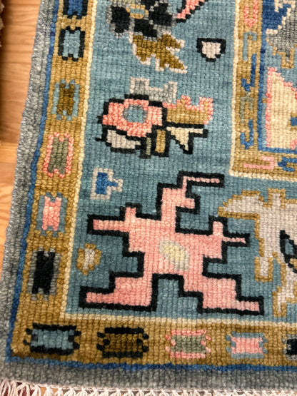 Indian Oushak Rug, 4'2" x 6', in blue, gold, grey and pink - photo 2