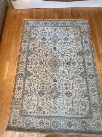 Indian Mohal Rug, 5'7" x 7'11", in blue, grey and ivory - photo 2