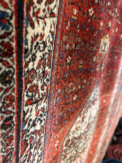 Antique Persian Sarouk Farahan Rug, 4'1" x 6'4", in brick, ivory and navy - photo 6