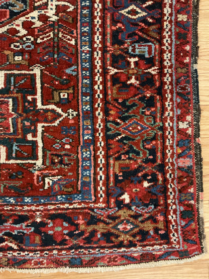Antique Persian Karajh Rug, 3'3" x 4'9", in ivory, navy and rust - photo 2