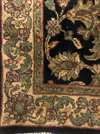Indian Agra Jaipur Runner, 2'7" x 18'3", in beige, black, gold and green - photo 3