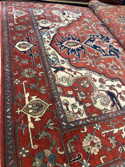 Indian Heriz Serapi Rug, 8'1" x 10'2", in ivory, navy, red and sea moss