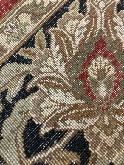 Indian Agra Jaipur Rug, 9'4" x 12'2", in beige, black, green and red - photo 4
