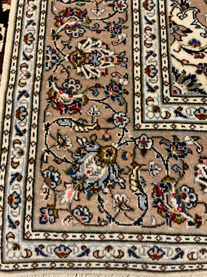 Persian Kashan Rug, 6'6" x 9'8", in beige, brown, ivory and navy - photo 2