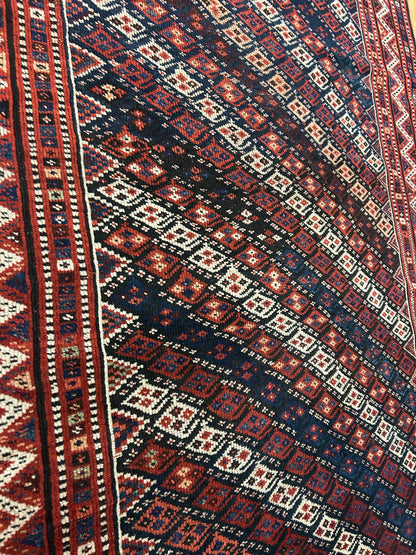 Persian Kurdish Runner, 4'9" x 11'9", in brown, ivory, navy and red - photo 5