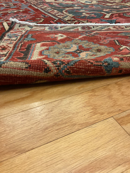 Antique Persian Heriz Rug, 9'9" x 13'8", in blue, ivory, navy and red - photo 2