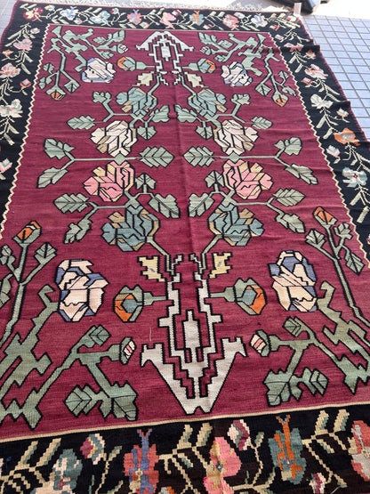 Vintage Turkish Bessarabian Kilim, 7'4" x 11', in black, mint, pink and raspberry - photo 4