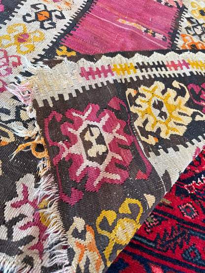 Antique Turkish Kilim, 3'10" x 5'3", in black, ivory, orange and pink - photo 3