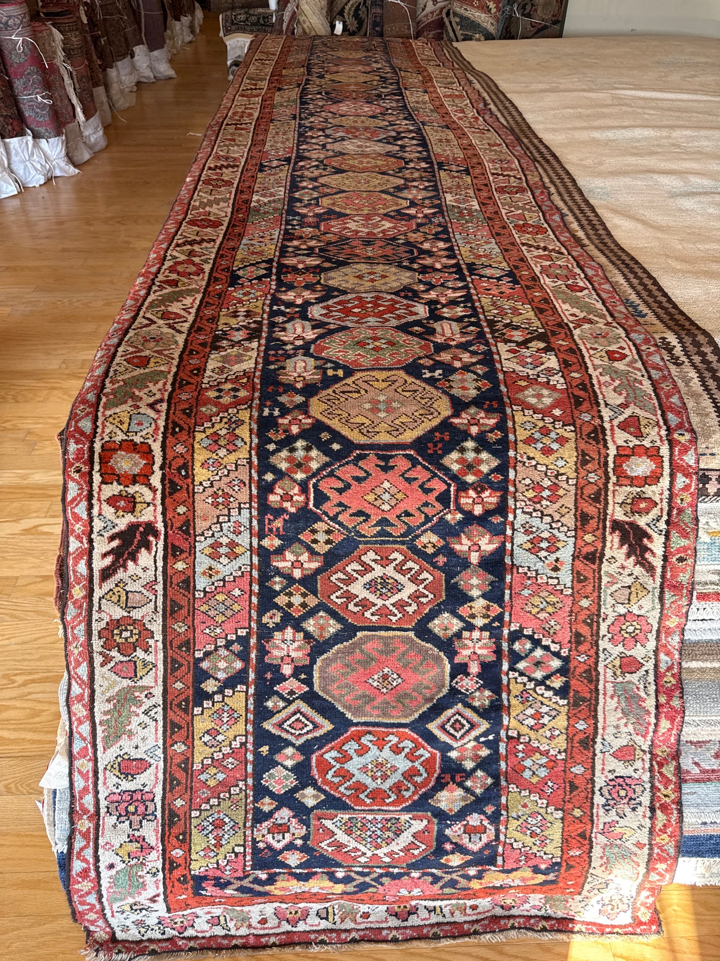 Persian Kurdish - 3.4x16.0 - FA11971