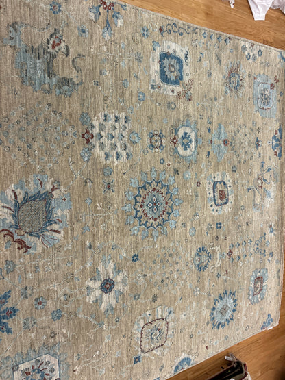 Indian Mohal Rug, 8' x 9'10", in baby blue, beige, blue and ivory - photo 4