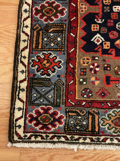 Vintage Persian Malayer Rug, 4'4" x 6'9", in blue, ivory, navy and red - photo 3
