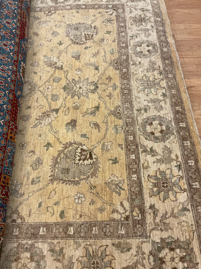 Pakistani Peshawar Rug, 8' x 10', in beige, gold and grey - photo 2