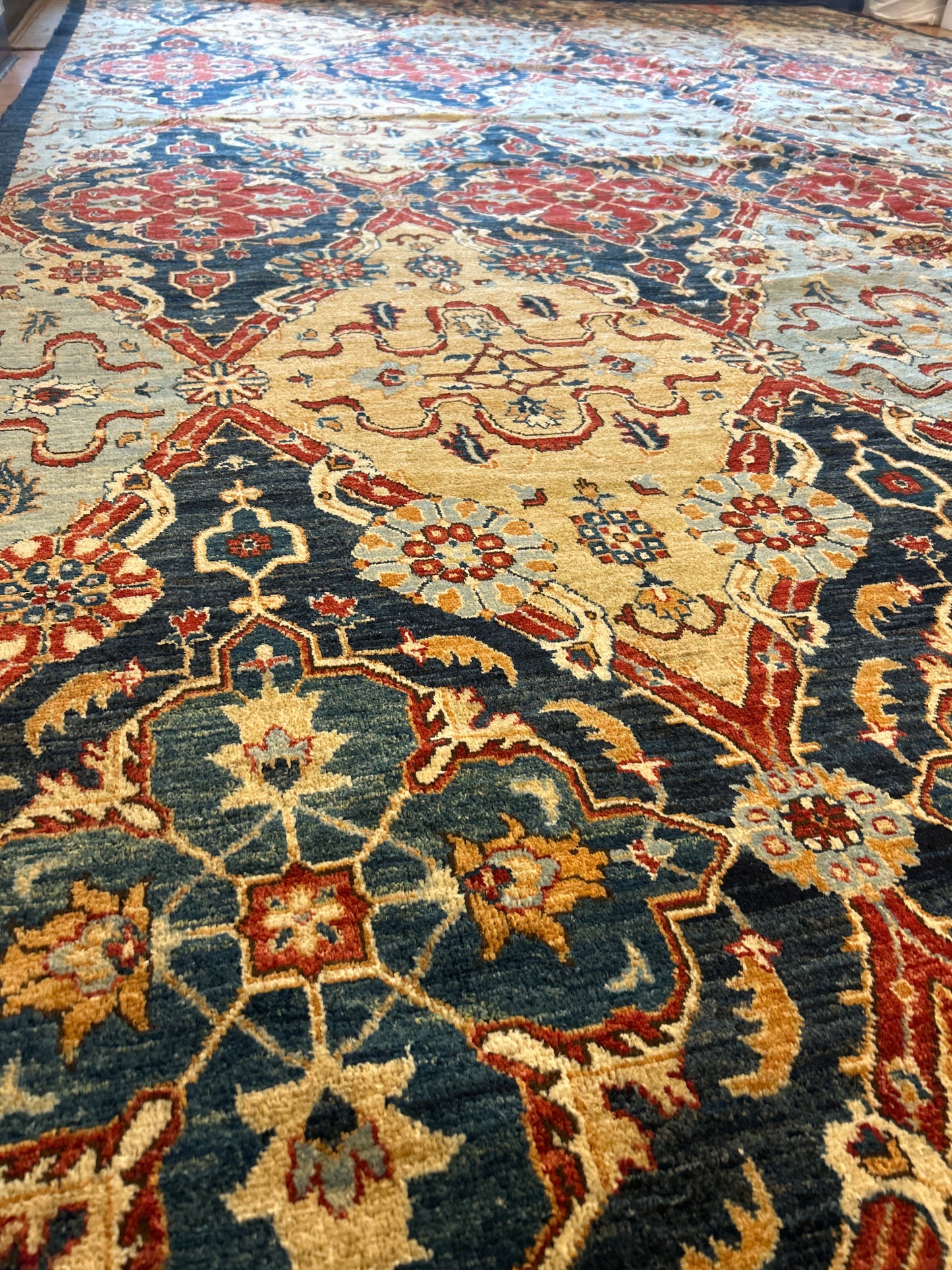 Pakistan Zigler Mohal - 11.6x17.3 - 1705-46