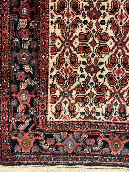Antique Persian Senneh Rug, 3'7" x 4'11", in ivory, navy, red and rust - photo 2