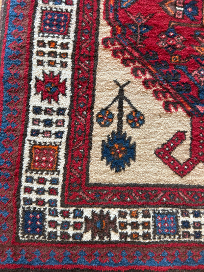 Antique Persian Kurdish Sarab Runner, 3' x 7'9", in ivory, navy and red - photo 2