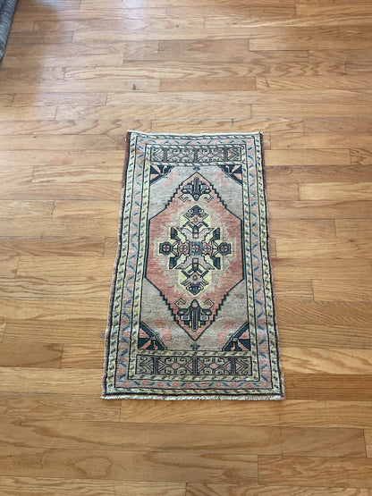 Vintage Turkish Anatolian Rug, 1'9" x 3'2", in beige, black, grey and pink