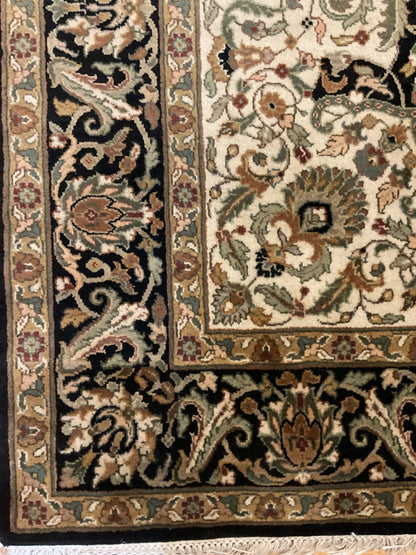 Indian Agra Jaipur Rug, 6'1" x 8'10", in beige, black, green and ivory - photo 3