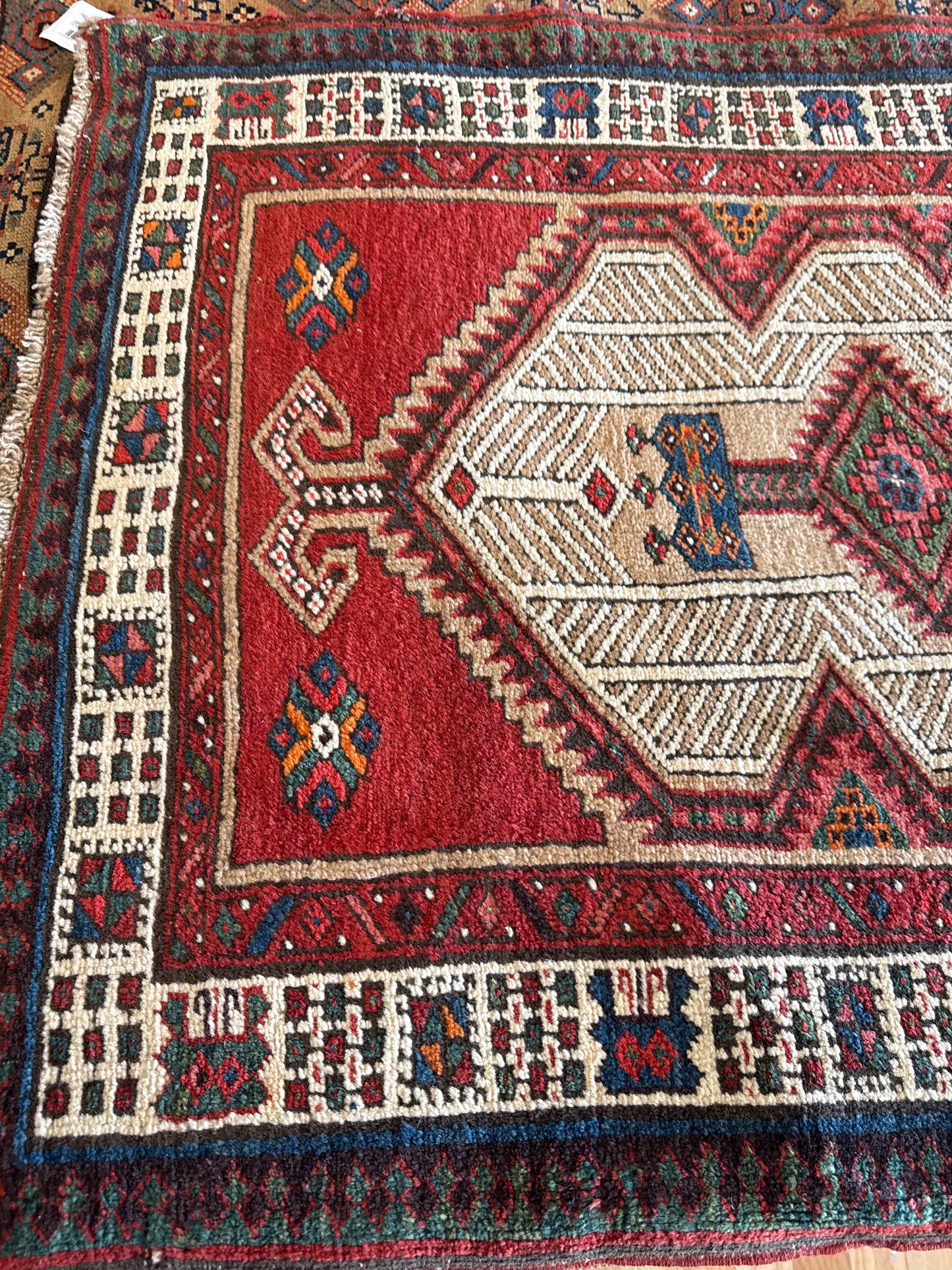 Persian Kurdish Sarab - 3.2x14.3 - 133356