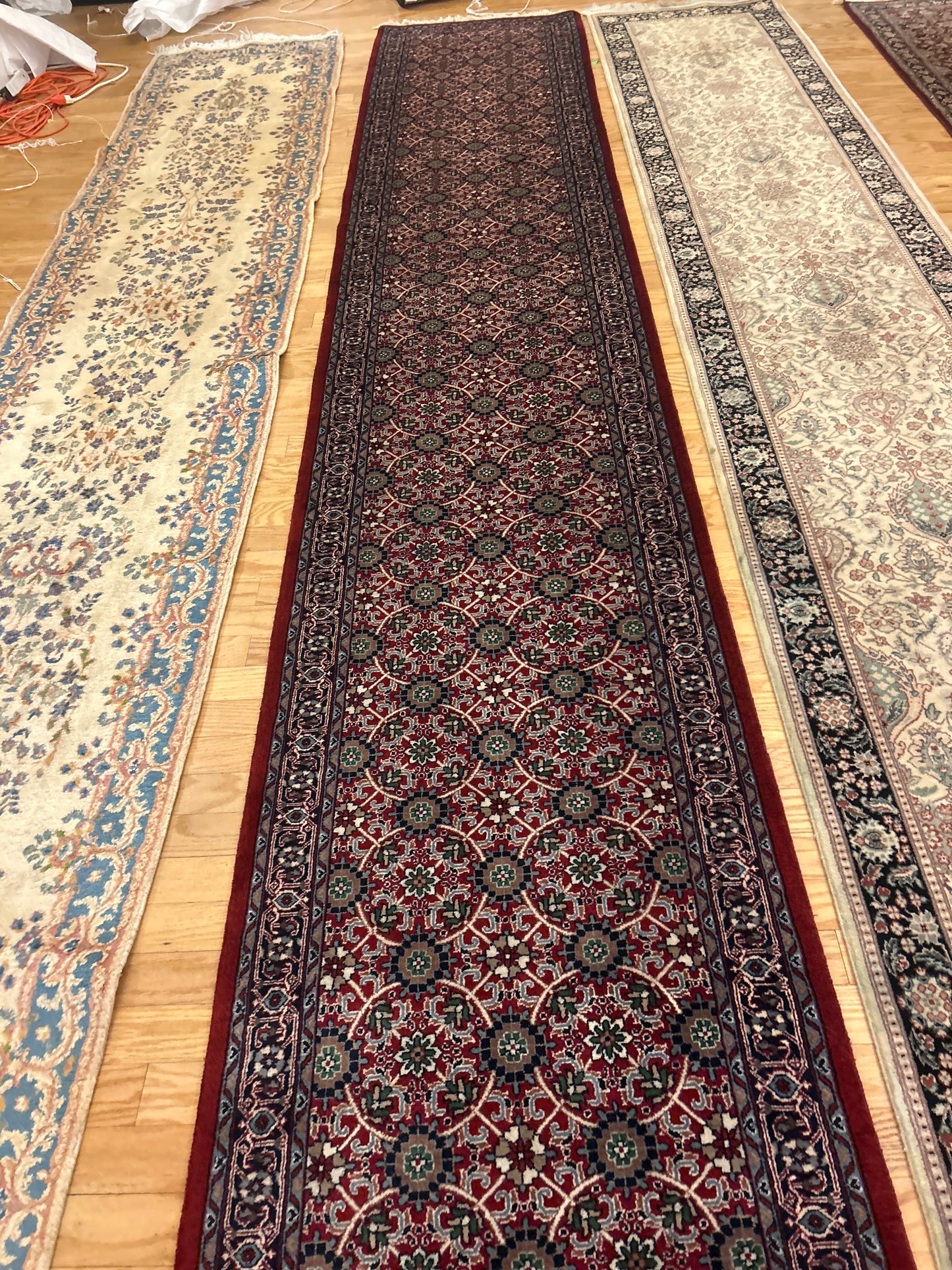 Indian Kashan - 3.0x22.0 - 1100180