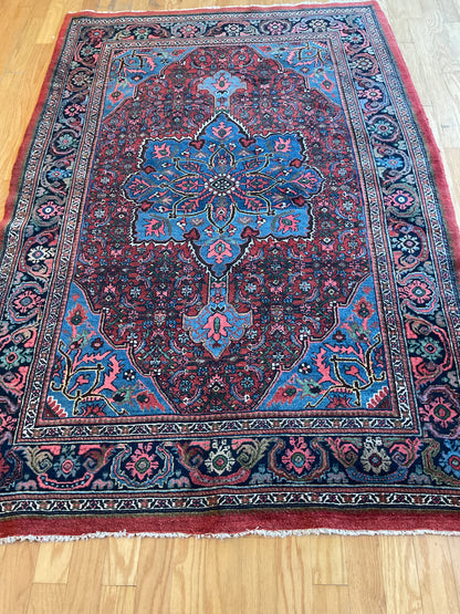 Antique Persian Bidjar Rug, 4'7" x 7', in blue, navy, pink and red - photo 2