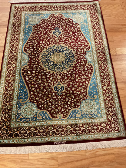 Persian Ghom Silk Rug, 3'4" x 5'10", in blue, burgundy, gold and ivory - photo 4