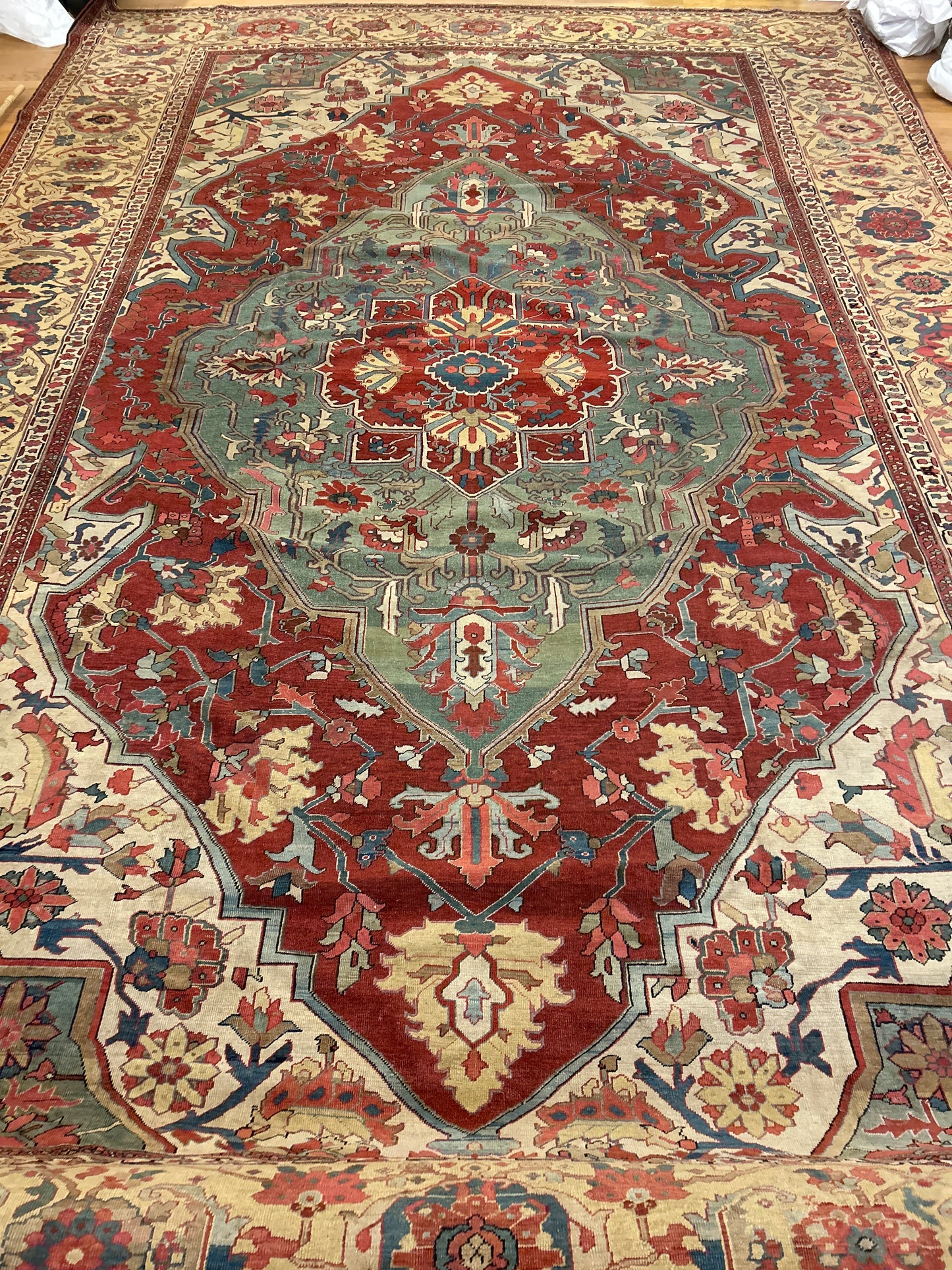 Persian Serapi - 14.1 x 20.9 - FA13251