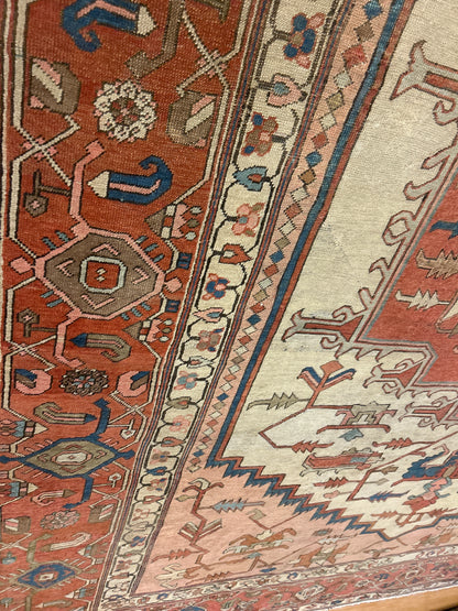 Antique Persian Serapi Rug, 9'7" x 11'8", in blue, ivory, rust and salmon - photo 6