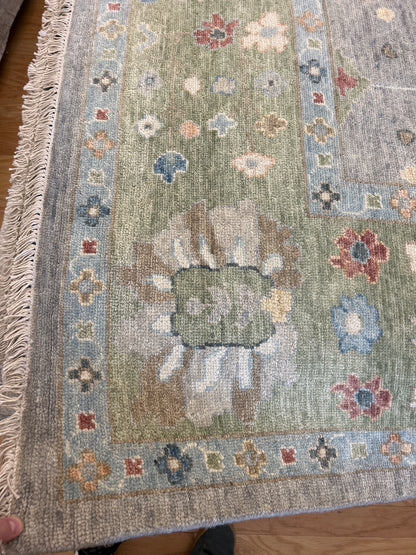Indian Oushak Rug, 9'3" x 12', in green, grey, ivory and red - photo 3