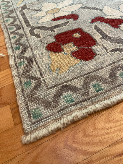 Turkish Oushak Rug in beige, blue, grey and red - photo 3