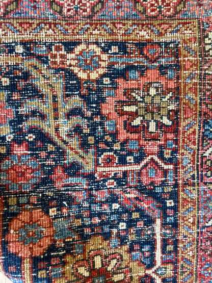 Antique Persian Heriz Rug, 12'2" x 16'8", in blue, ivory, navy and red - photo 3