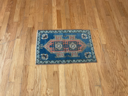 Vintage Turkish Anatolian Rug, 1'10" x 2'9", in blue, ivory, salmon and teal - photo 2