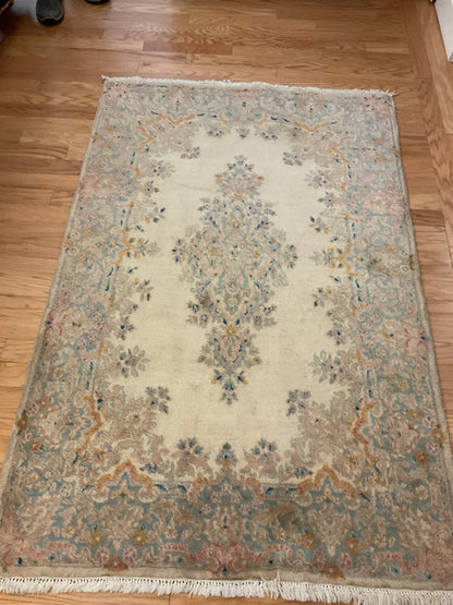 Antique Persian Kerman Rug, 4' x 6'1", in baby blue, gold and ivory - photo 4