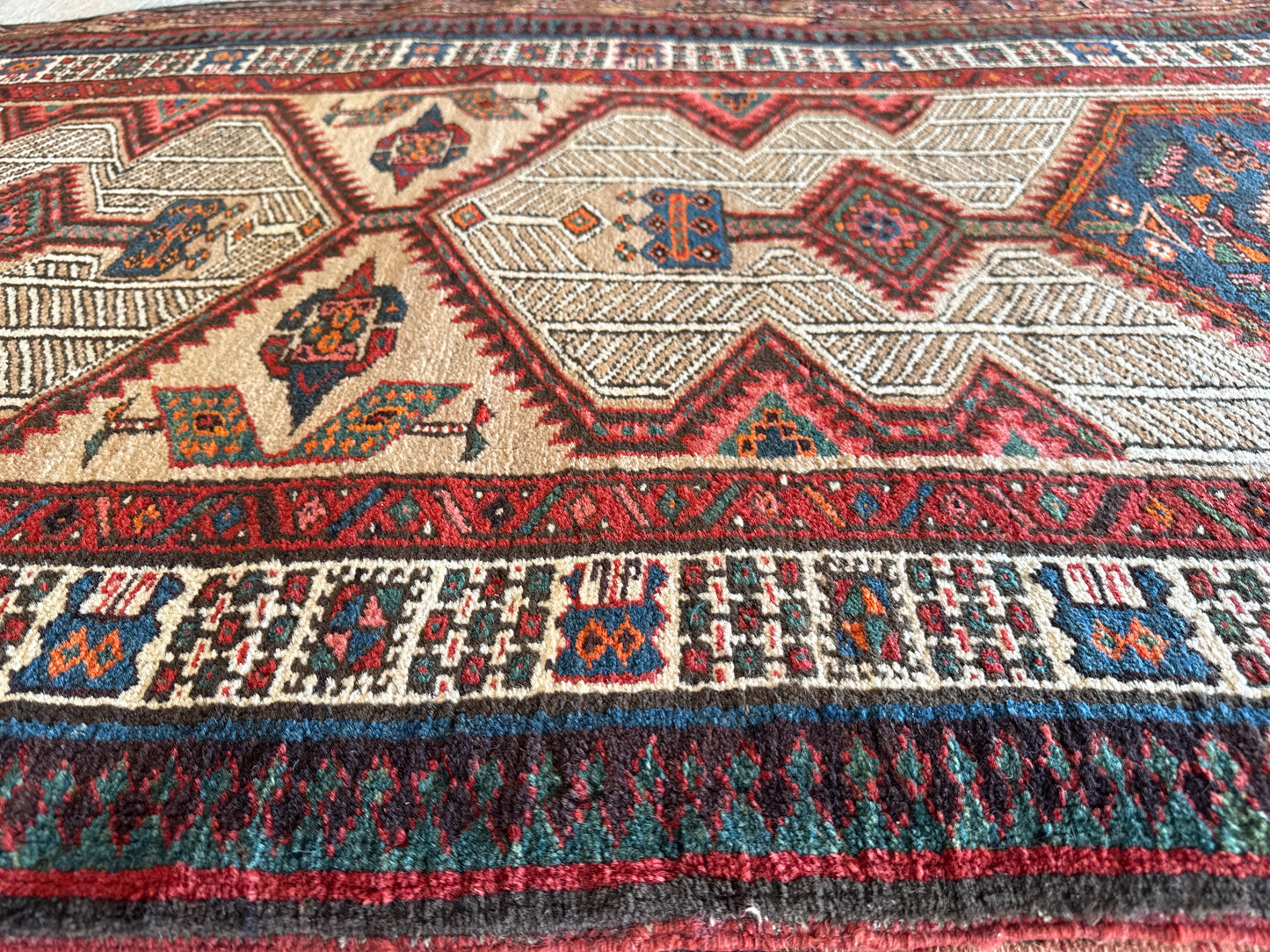 Persian Kurdish Sarab - 3.2x14.3 - 133356