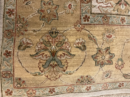 Indian Agra Jaipur Rug, 7'10" x 9'10", in beige, gold and ivory - photo 3