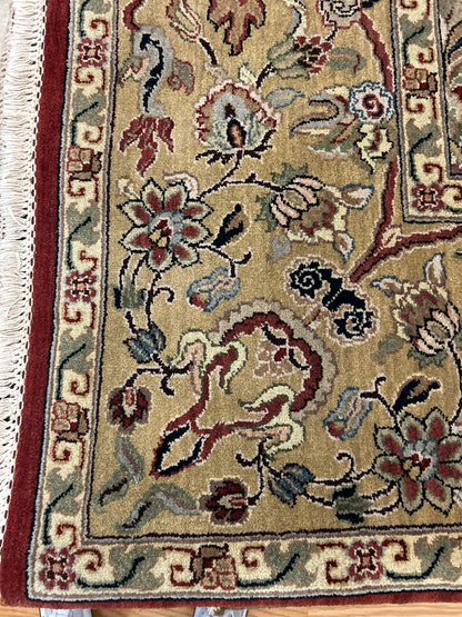 Indian Agra Jaipur Rug, 9'3" x 12'5", in burgundy, gold and ivory - photo 3