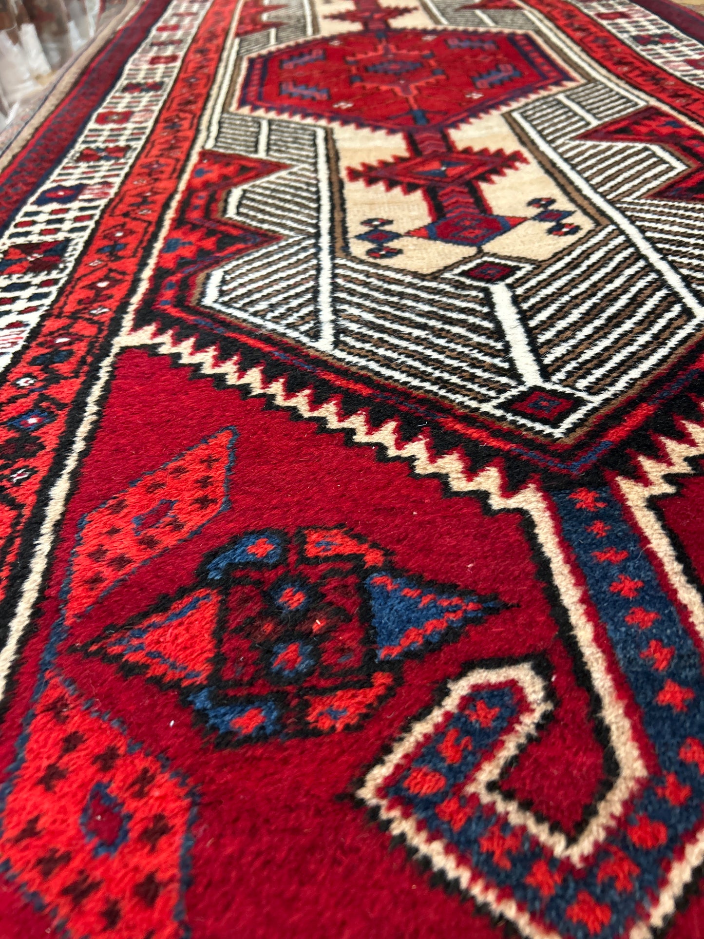 Persian Kurdish Sarab - 3.2x8.2 - JA1439