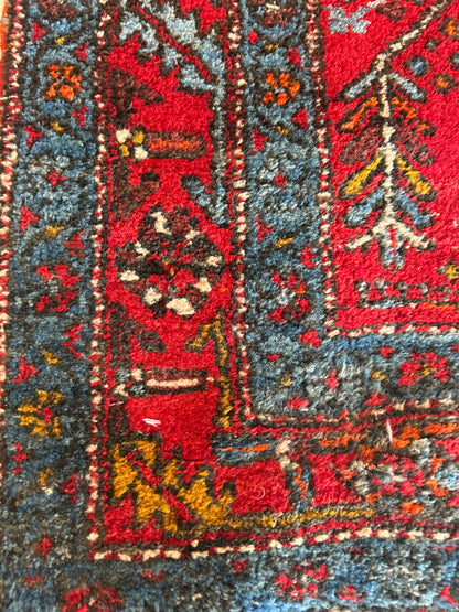 Antique Persian Karajh Runner, 3'2" x 10'7", in gold, ivory, red and teal - photo 2
