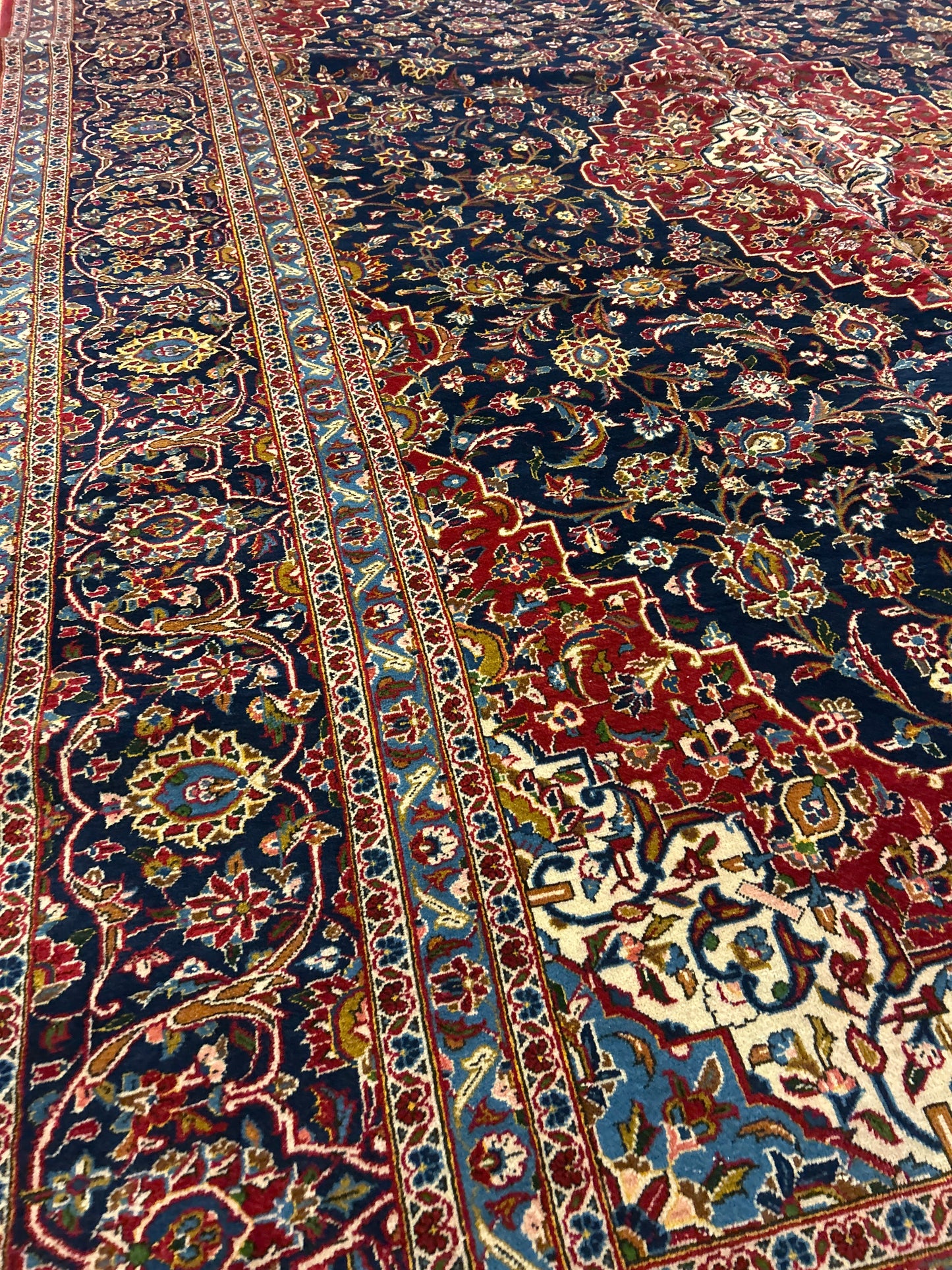 Persian Kashan - 9.6x13.3 - P271