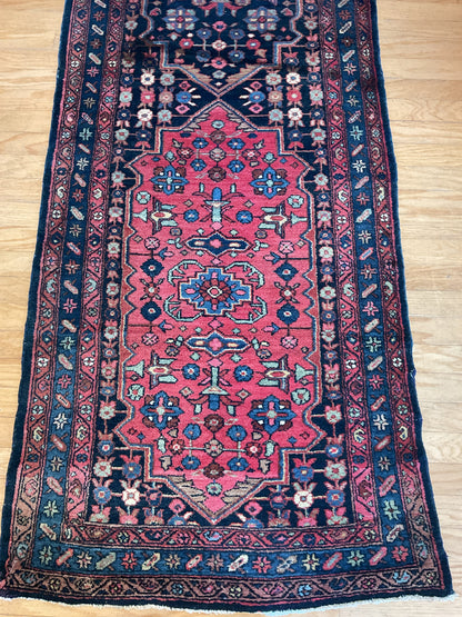 Antique Persian Kurdish Runner, 3'3" x 17'10", in ivory, navy and red - photo 5