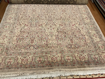 Pakistani Persian Rug, 9'1" x 12'2", in beige, grey, ivory and rose