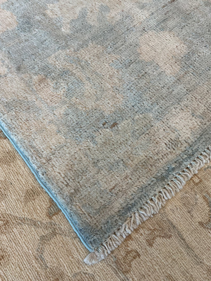 Pakistani Peshawar Rug, 2'7" x 4', in baby blue, beige and ivory - photo 3