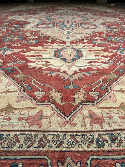 Antique Persian Serapi Rug, 13'1" x 19', in beige, red and teal - photo 7